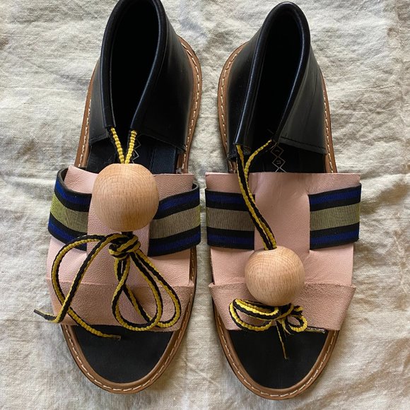 Handmade Wood Ball Leather Flats - Picture 1 of 5